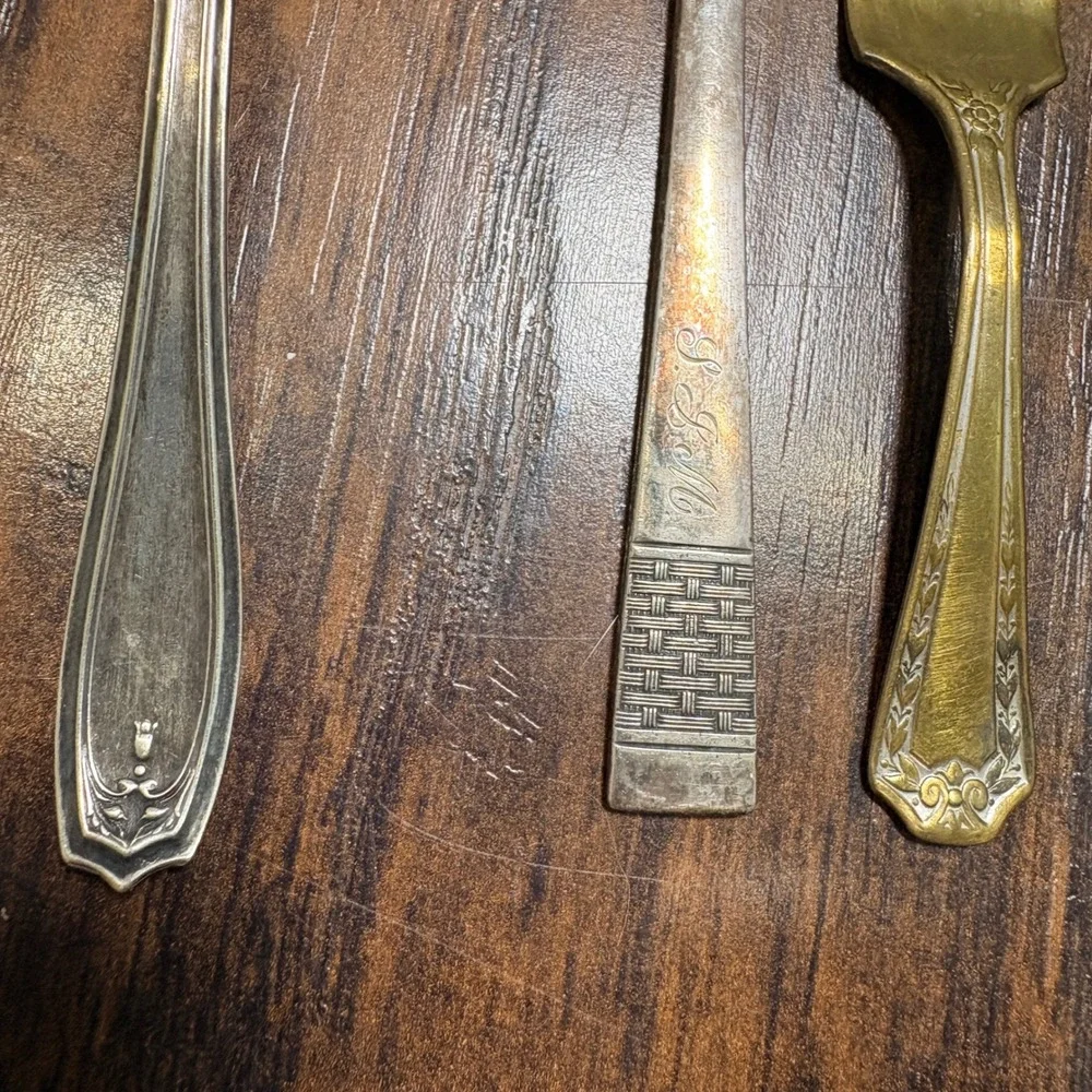 Monroe Silver Co. mixed lot